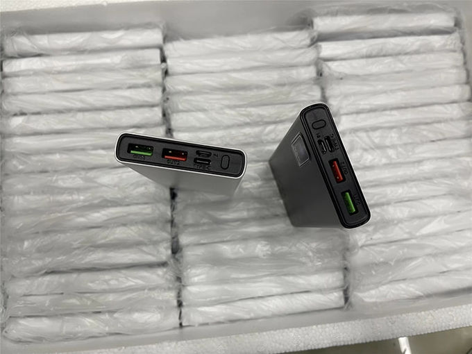 아웃도어 휴대용 10000mAh 파워뱅크 LED 디스플레이 PD QC3.0 22.5W 빠른 충전 슬림 파워뱅크 10000mAh USB-C 충전기 iphone 15 6